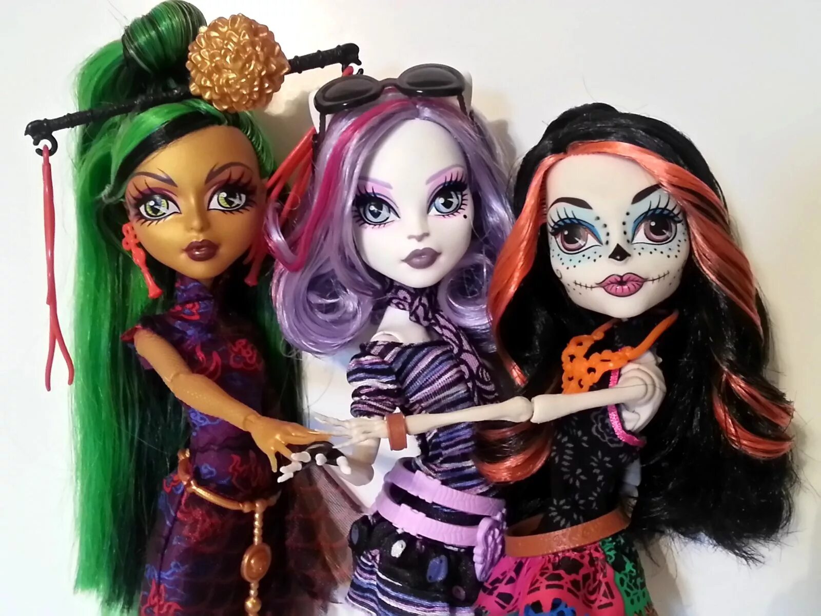 Монстер хай перезапуск 2016. Венера монстер хай кукла. Куклы монстер монстер хай 2017. Эбби кукла монстер. Монстер хай 3 поколение.