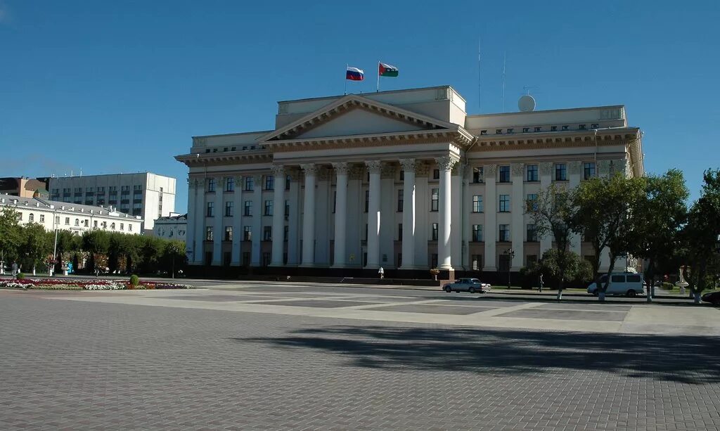 памятник ленину в тюмени. центральная площадь ленина тюмень. город тюмень центральная площадь. площадь ленина тюмень. площадь ленина тюмень.