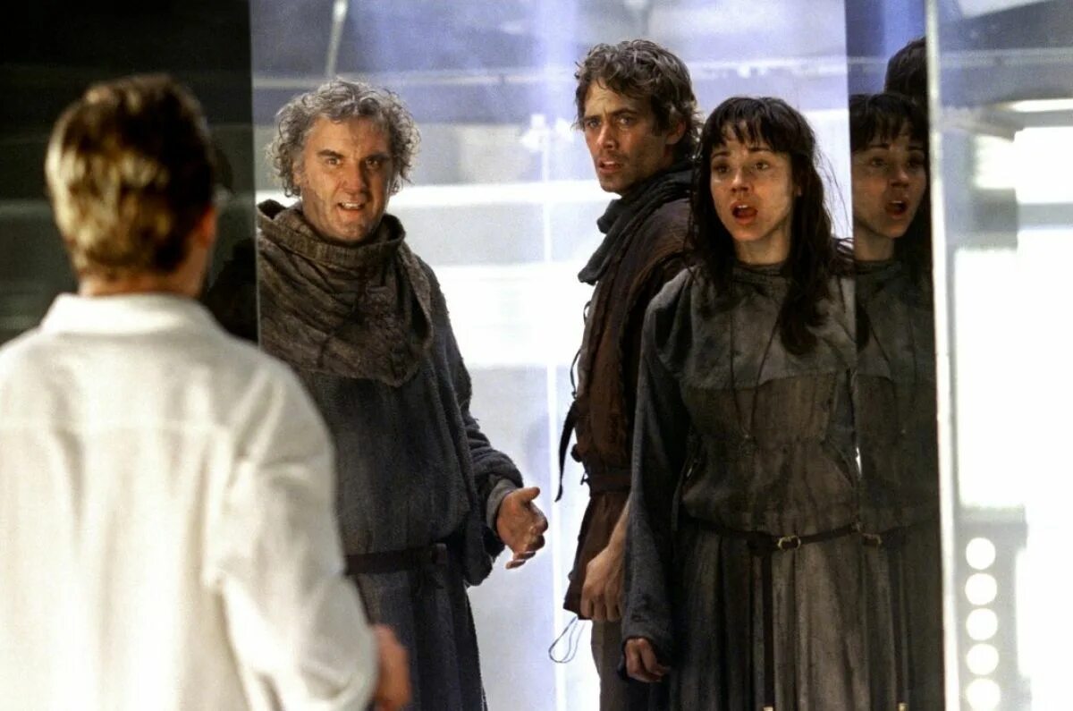 В ловушке времени 2025. В ловушке времени 2003. джерард батлер в ловушке времени.