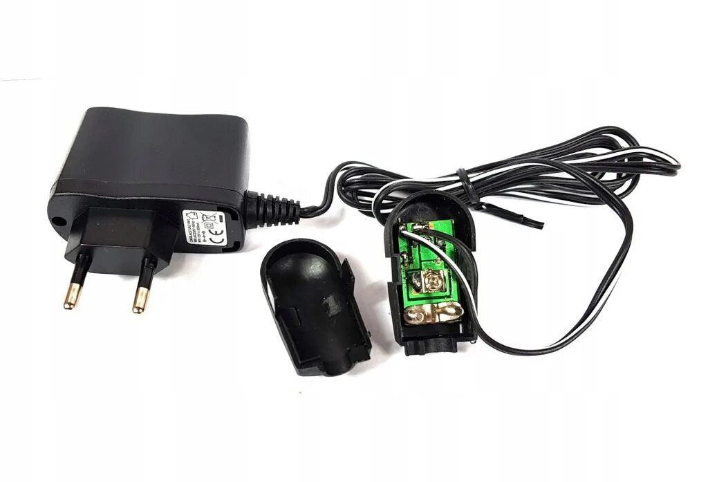 Блок питания антенного усилителя zolan 5v, f-гайка. Блок питания - адаптер - усилитель для антенн. Блок питания для антенны 12v. Антенный блок питания 12в 100ма. Питание антенного усилителя.