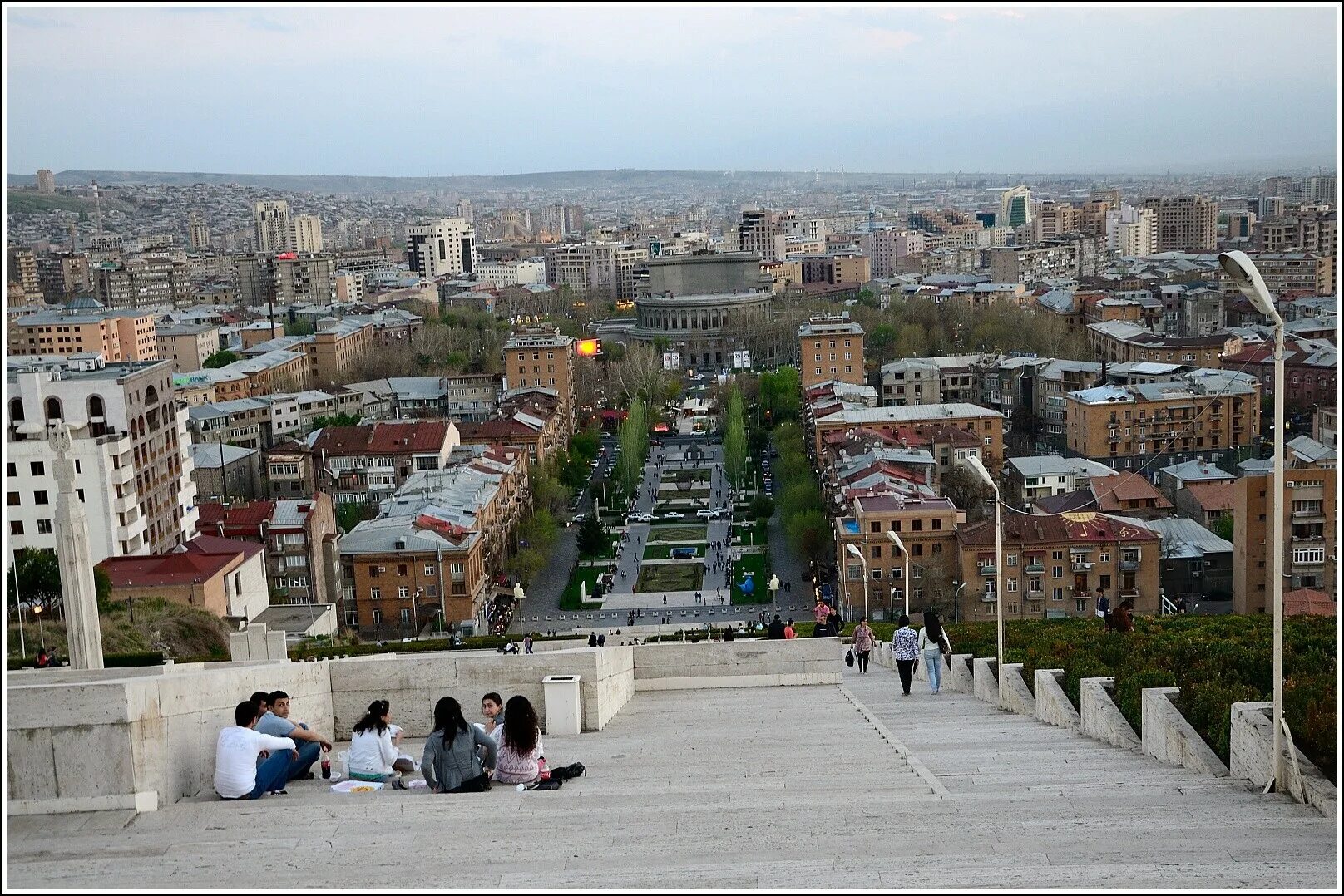 Каскад Армения Ереван. Каскад Ереван сверху. Вид с каскада в Ереване. Каскад Ереван Арарат.