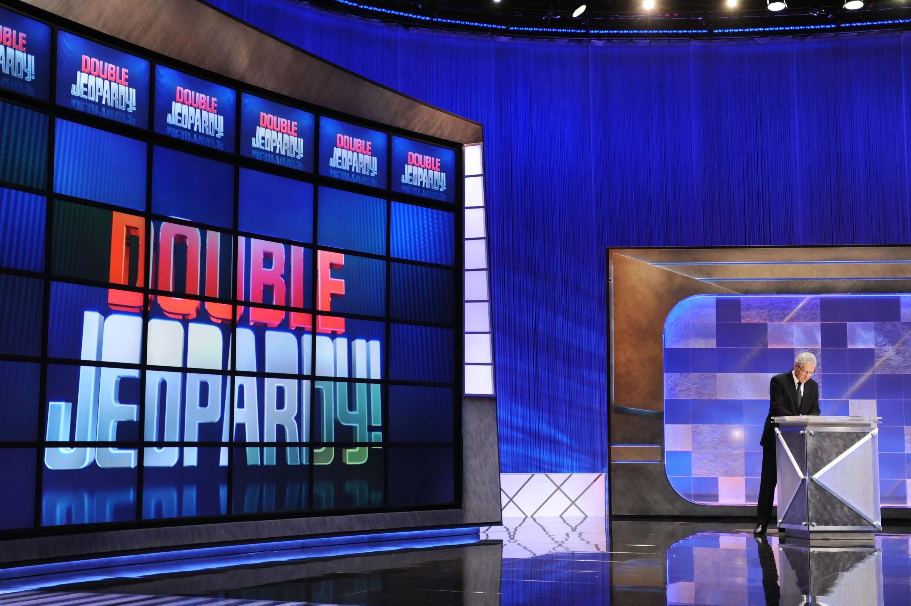 Jeopardy. Jeopardy! Телепередача. Jeopardy game show. Jeopardy картинки.