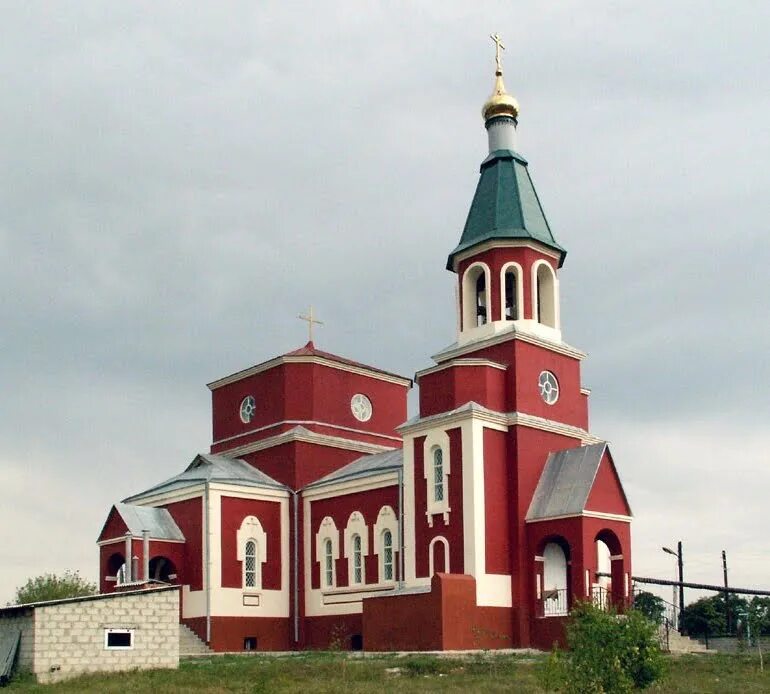 Церковь Параскевы пятницы в Пятницком Белгородской области. Храм Пятницкое Волоконовского района. Пгт Пятницкое Волоконовского района Белгородской области. Церкви Волоконовского района Белгородской области.