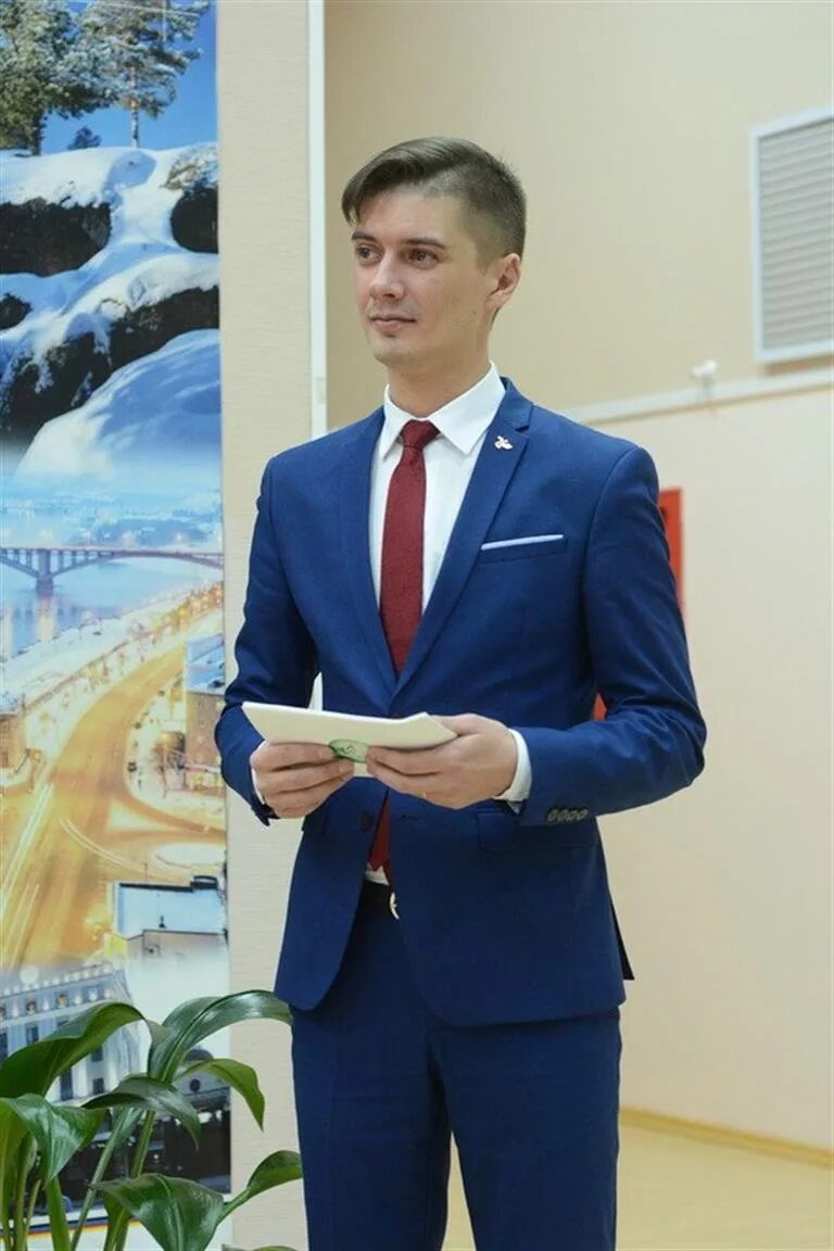 Школа 115 Красноярск директор. Директор школы красноярского края