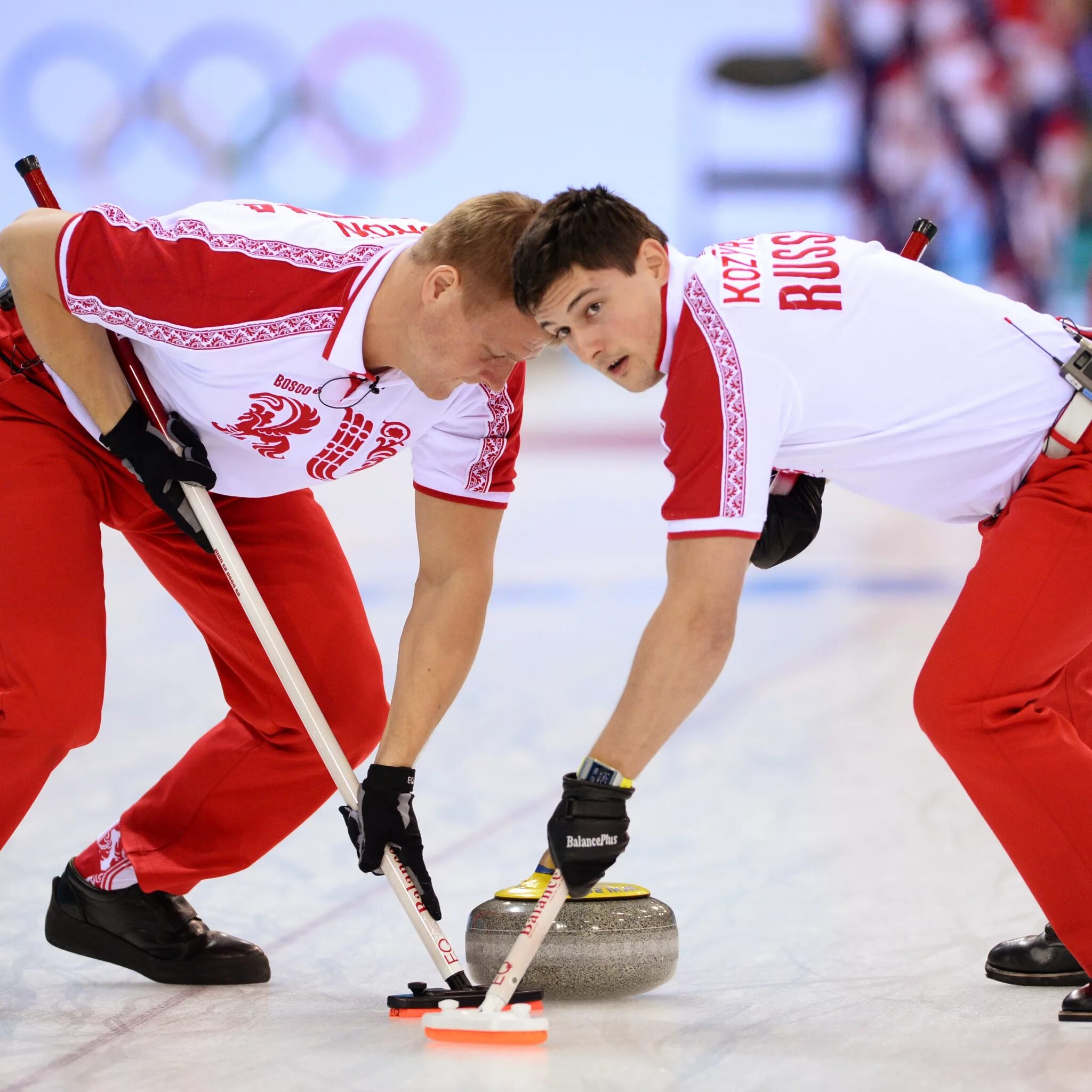 Керлинг олимпиада 2022 россия. Олимпийские зимние игры в пекине 2022 керлинг. Керлинг на зимних олимпийских играх. Керлинг россия пекин 2022. Керлинг на зимних олимпийских играх.