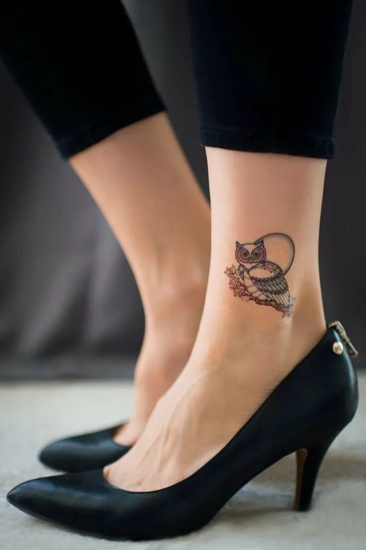 тату на щиколотке для девушек маленькие. тату на щиколотке. маленькие тату на щиколотку. тату на ноге. маленькие тату на щиколотку.