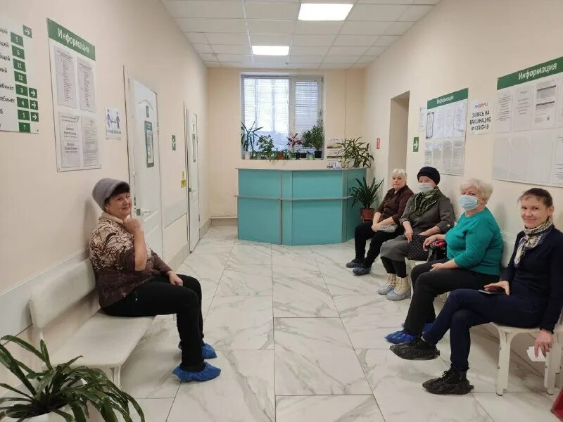 Поликлиника 1 энгельс маяковского. Энгельсская городская поликлиника 4. Как работают поликлиники в энгельсе. Расписание врачей поликлиники 2. Как работают поликлиники в энгельсе.