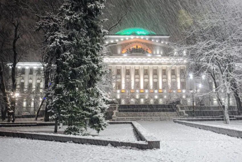 Снегопад 2014 года в Ростове на Дону. Ростов на Дону в феврале. Площадь советов Ростов на Дону в снегу. Ростов на Дону снегопад. Погода на февраль ростове на дону