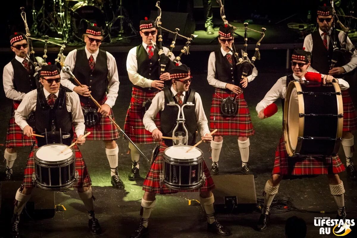 Оркестр волынщиков. Ансамбль волынщиков. группа оркестр волынщиков москвы. ансамбль волынщиков москвы. волынщики шотландии.
