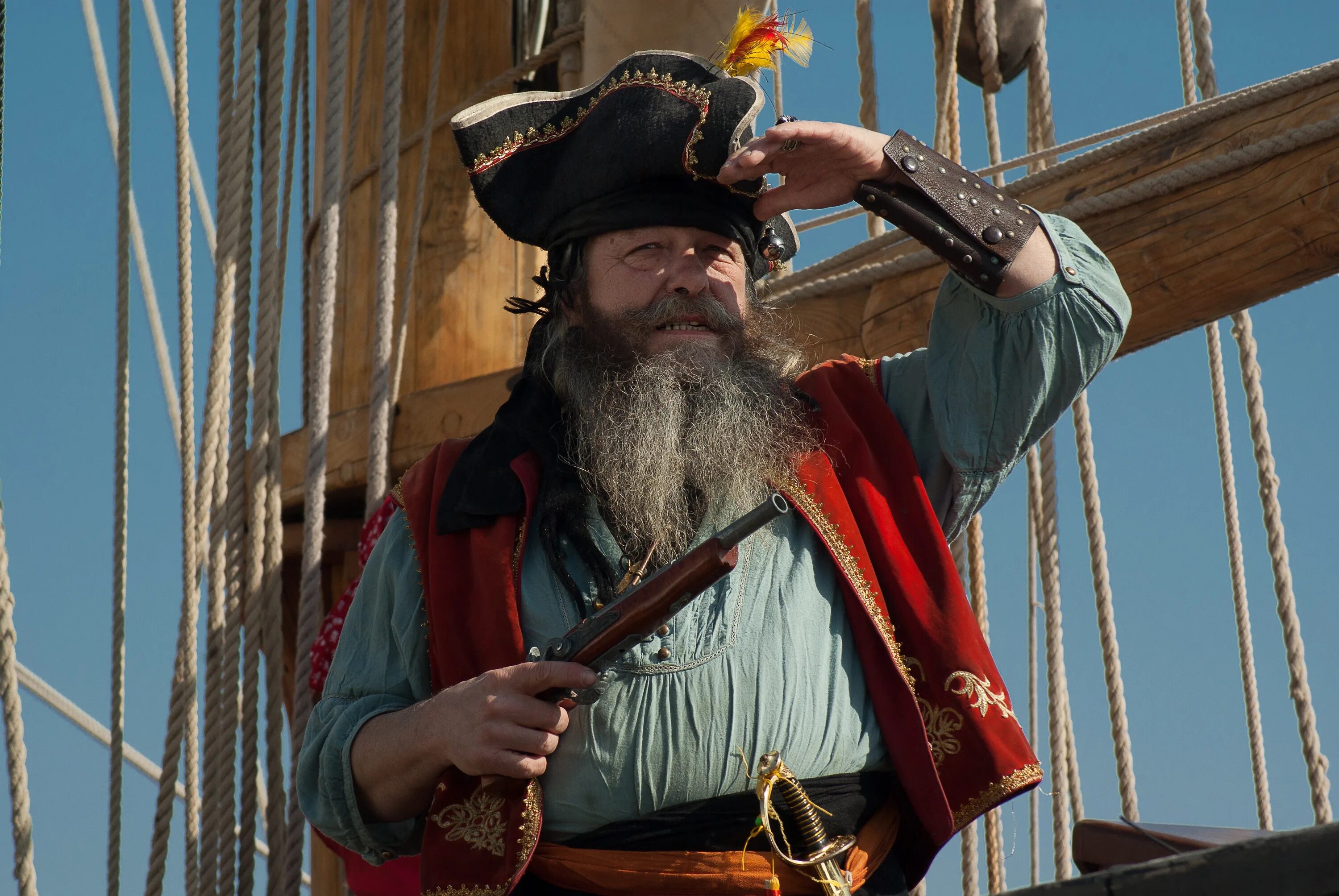 Чёрная борода пираты Карибского моря. Капитан Карибского море чёрная борода. Пираты Карибского моря 5 черная борода.