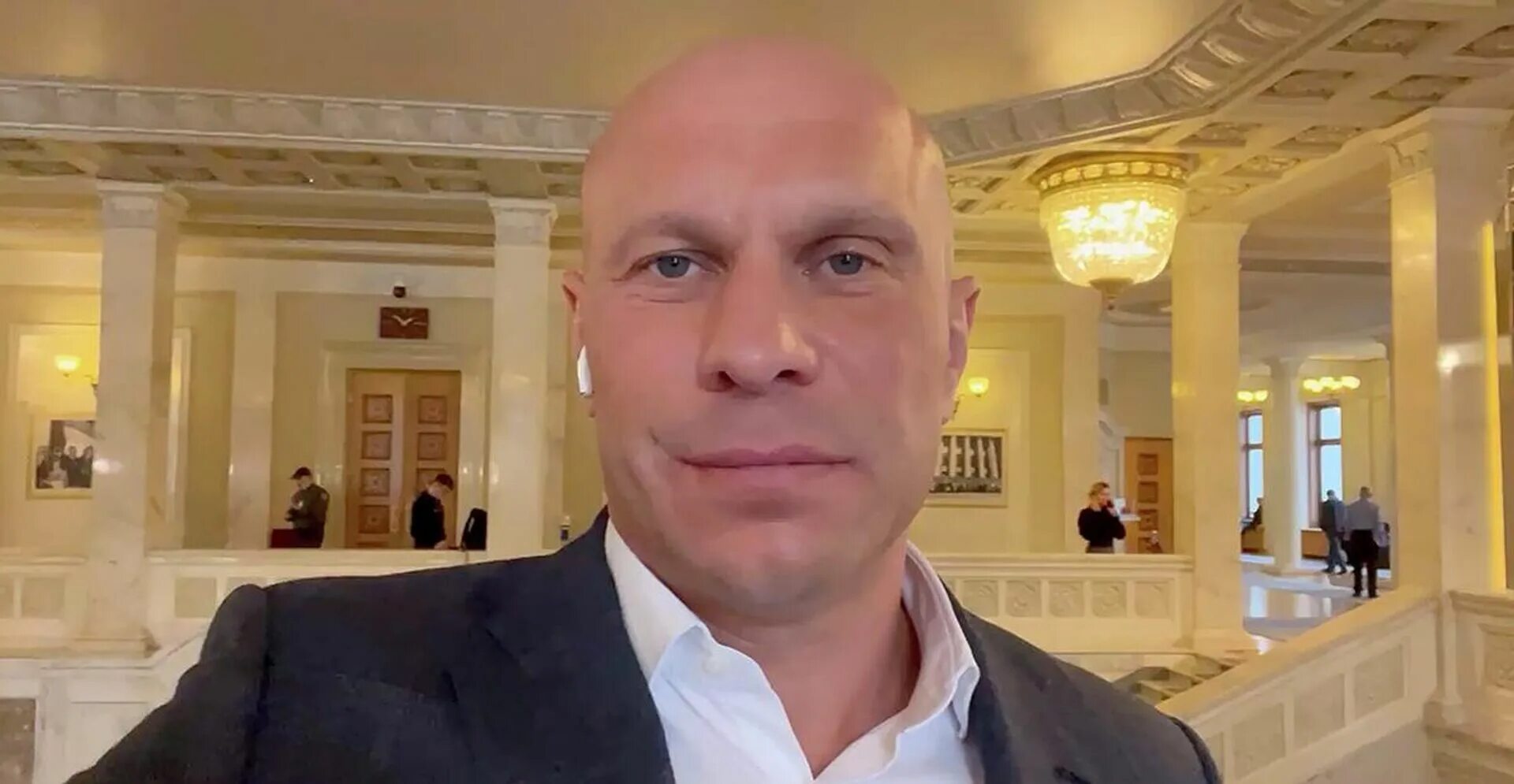 Кива рада. Депутат рады кива.