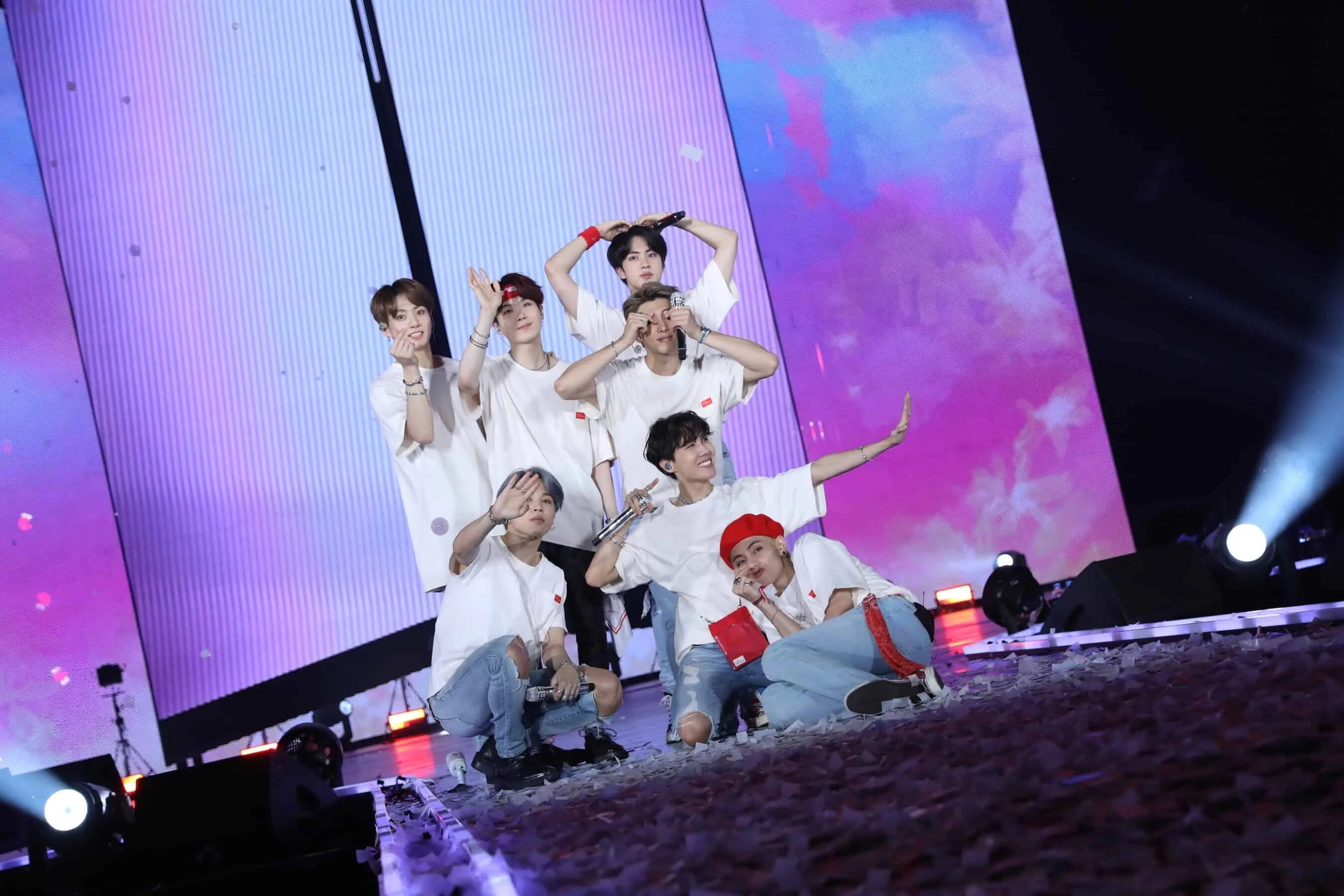 Выступления бтс 2019. Бтс на сцене. бтс 2019. bts 2019 концерт.