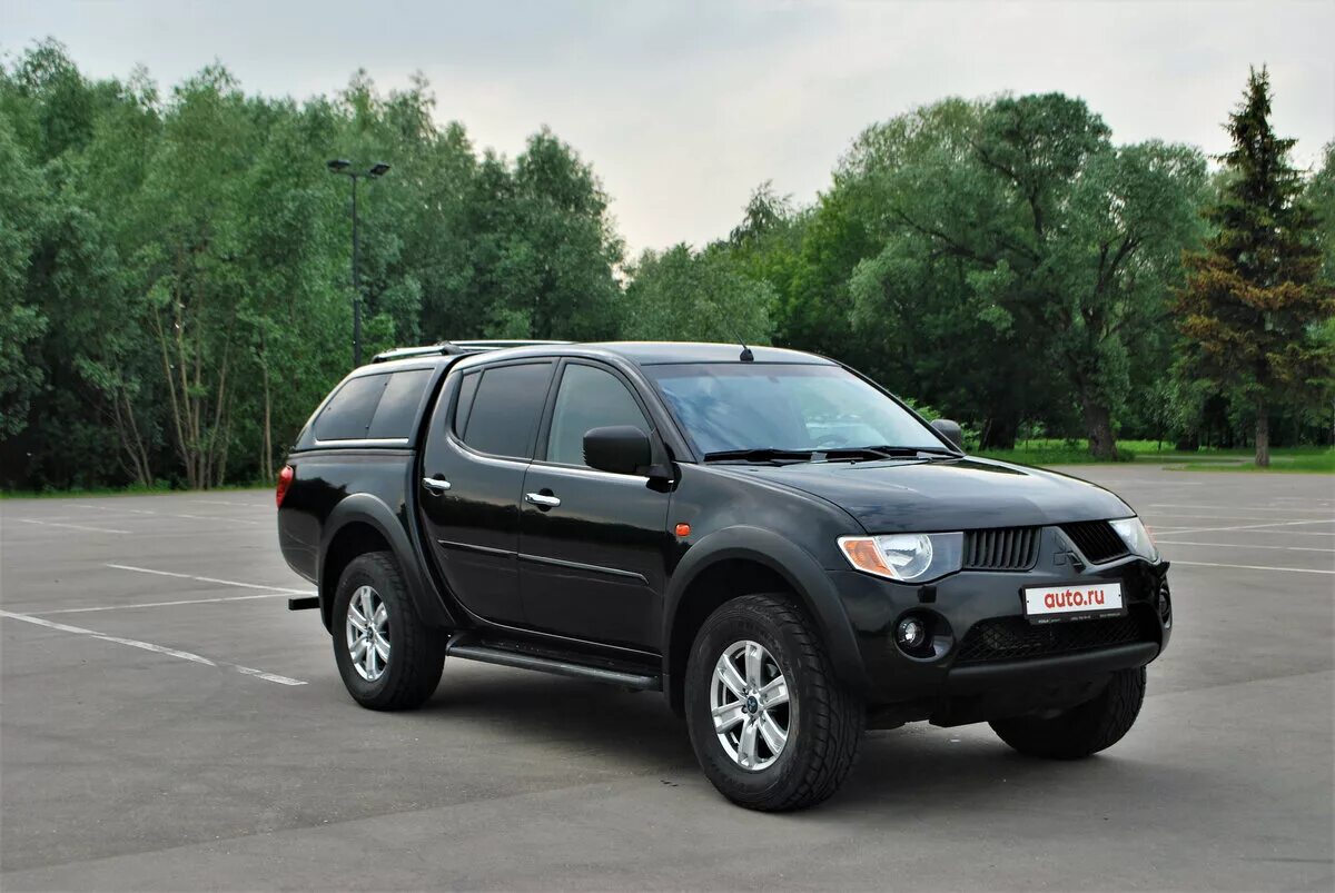 Mitsubishi l200 2011