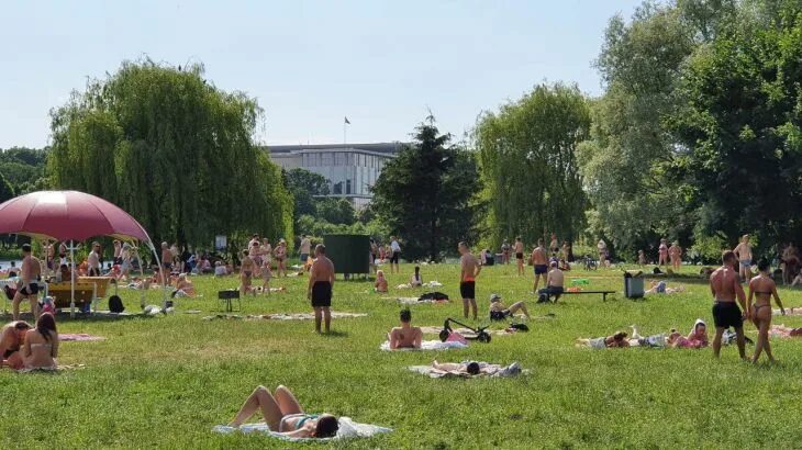 Жара в беларуси. Жара в беларуси 2024. Дождь в минске вчера. 40 градусов жары в минске. Жара 2024.