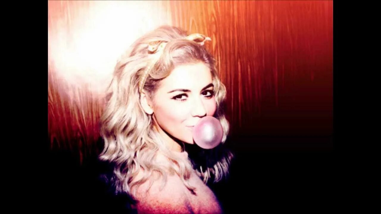 Marina bubblegum. Marina and the diamonds bubblegum beach. Bubblegum bitch marina and the diamonds. Bubblegum bitch. Electra-heart_0007.