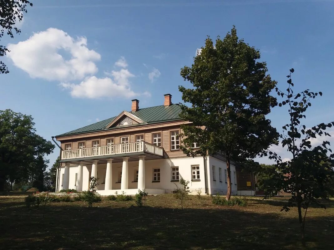 Тверское поместье. Тверь усадьба. Раёк тверская область усадьба. Усадьба раёк-знаменское в торжокском. Усадьба волосово-степановское ржев.