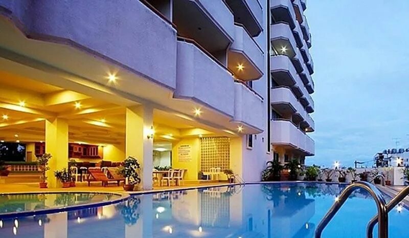 Mike beach resort 3 паттайя. Отель mike тайланд паттайя. Mike beach resort 3 паттайя. Krabi success beach resort 3. Майк вич ресорт паттайя.