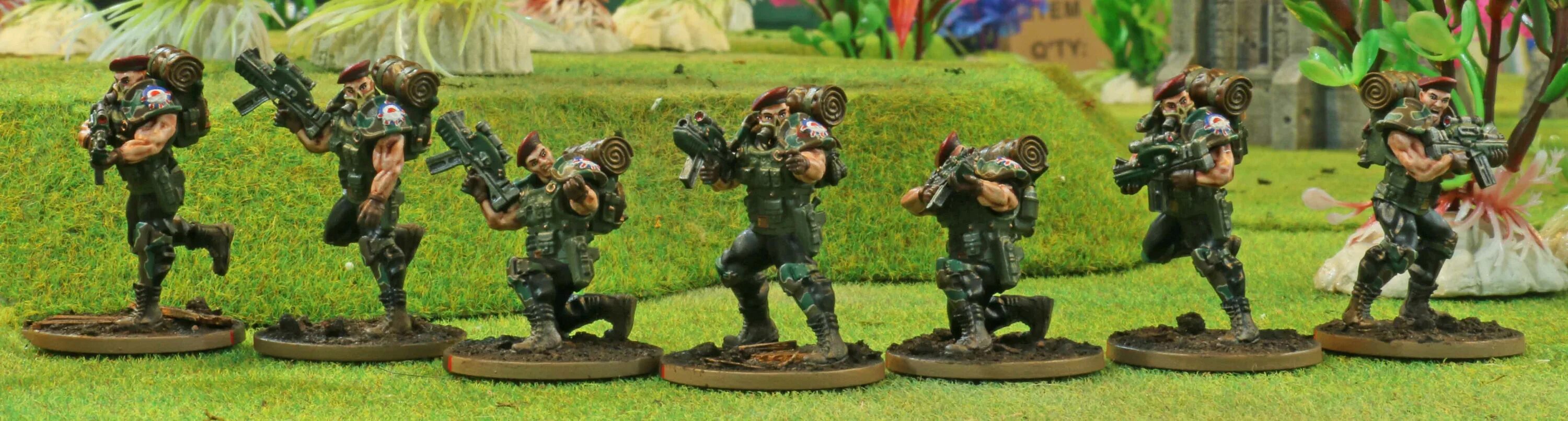 Warzone камуфляж. Warzone ротация 4 сезона. warzone варгейм. warzone 2 возрождение. imperial trencher warzone.