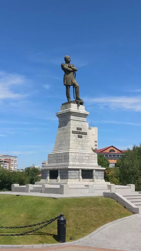 Памятник муравьёву-амурскому опекушин. М. Памятник хабарову в хабаровске. Н. Памятник на комсомольской площади в хабаровске.