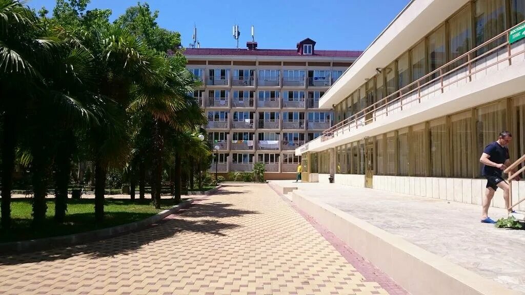 сочи жк мон. отель старт сочи. гостиница старт сочи. мамайка улица стартовая 15 в сочи. санаторий юг спорт сочи корпус старт.