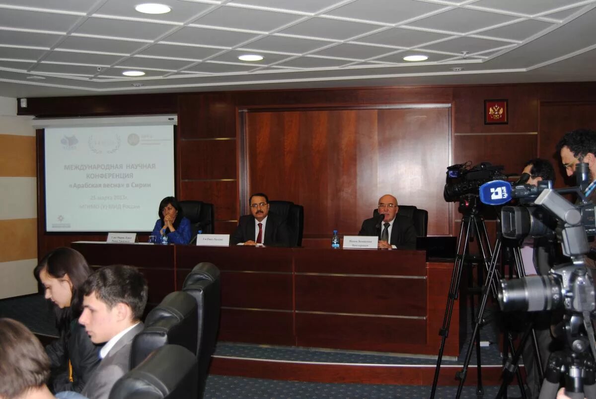 День россии в ереване 2022. Чрезвычайное выступление. Чрезвычайное выступление. Вартан тоганян посол армении. Чрезвычайное выступление.