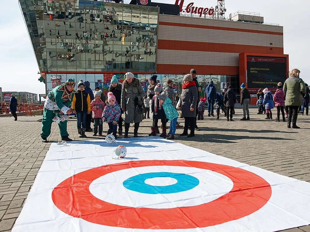 Афиша фестиваля. Кинофестиваль ангарск на сегодня. Кинозал фестиваль ангарск. Фестиваль киноафиша. Цирк ангарск 2022.