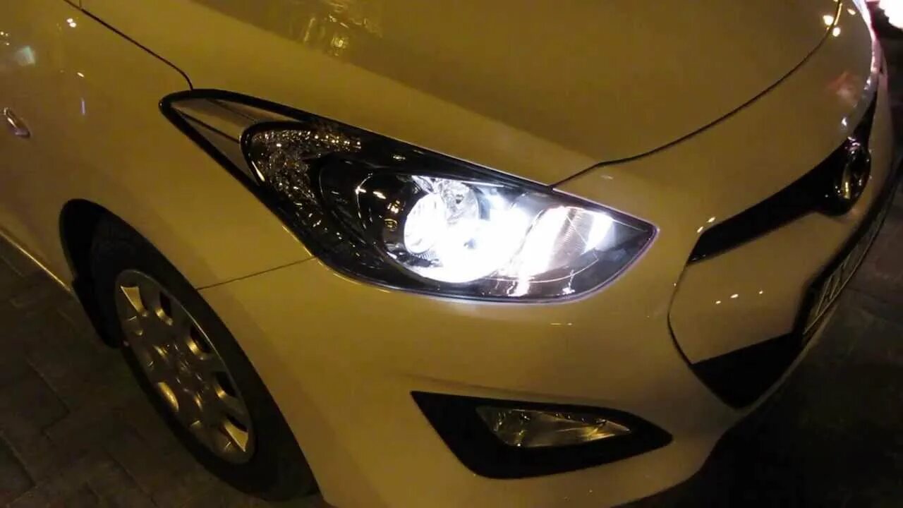 I30 hyundai черный свет. Лампа ближнего света хендай ix35. Hyundai i30 лампы. Лампа ближнего света хендай ай 40. Свет хендай ай 30.