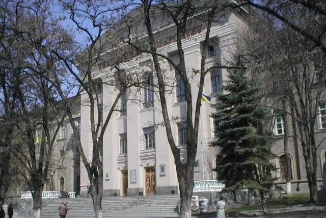 Запорожский национальный. Знту бывш згту. Университет зну. Университет зну. Запорожье архитектура.