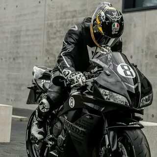 Мотоциклист за 1 2