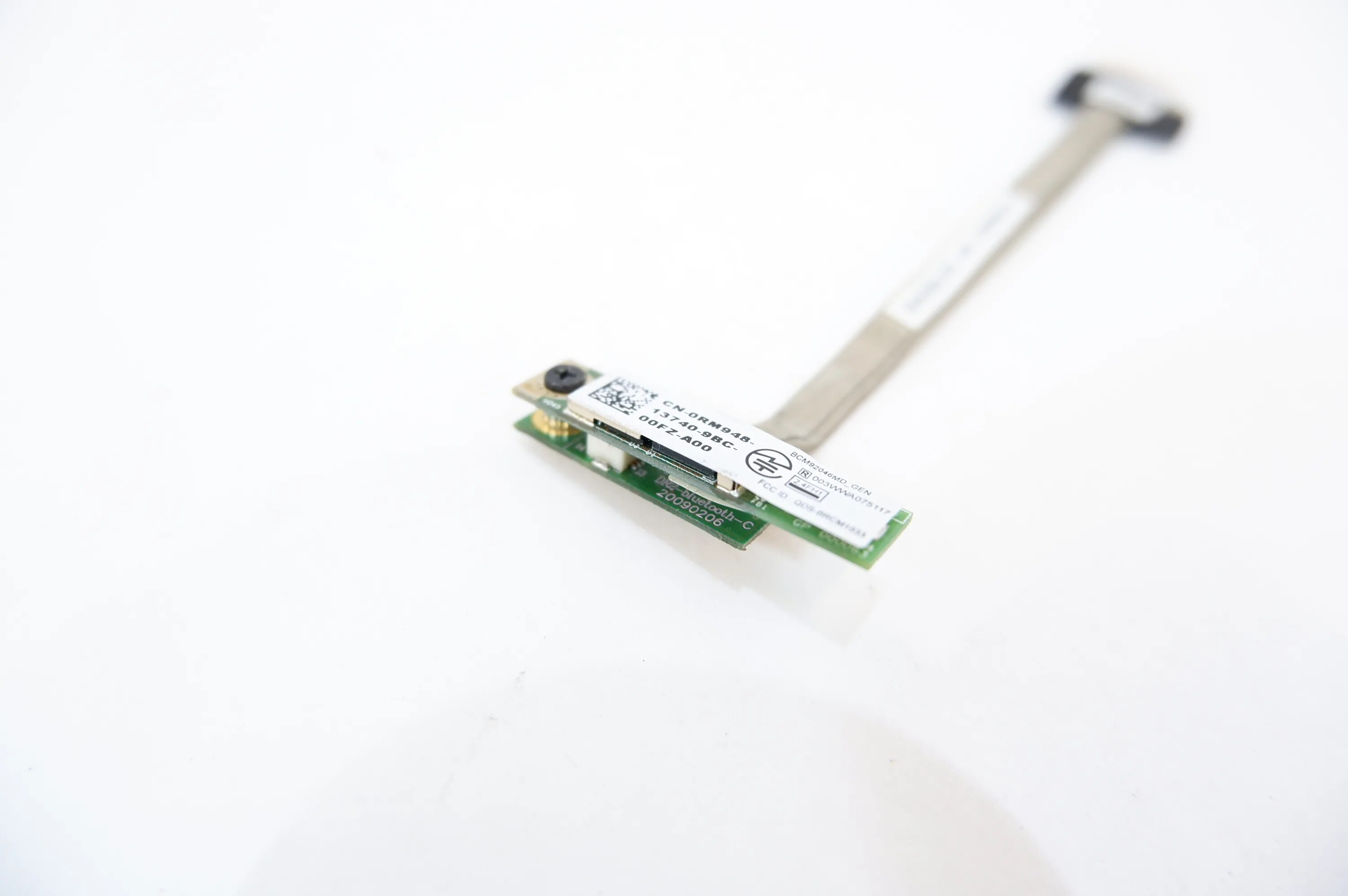 Как выглядит блютуз модуль. Broadcom bcm92046. bluetooth broadcom bcm92046. bcm92046md_gen. модуль bluetooth для dell inspiron 7010.