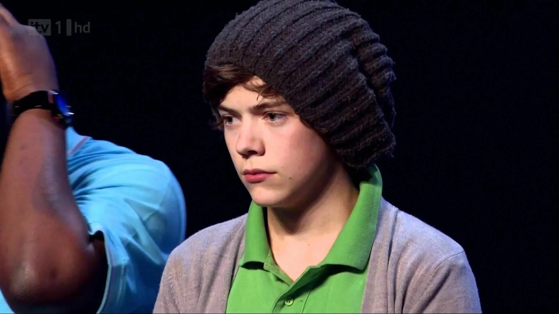 Harry styles 2014. Is harry big. Обои на рабочий стол harry styles. Обои на рабочий стол harry styles. Louis tomlinson back to you.