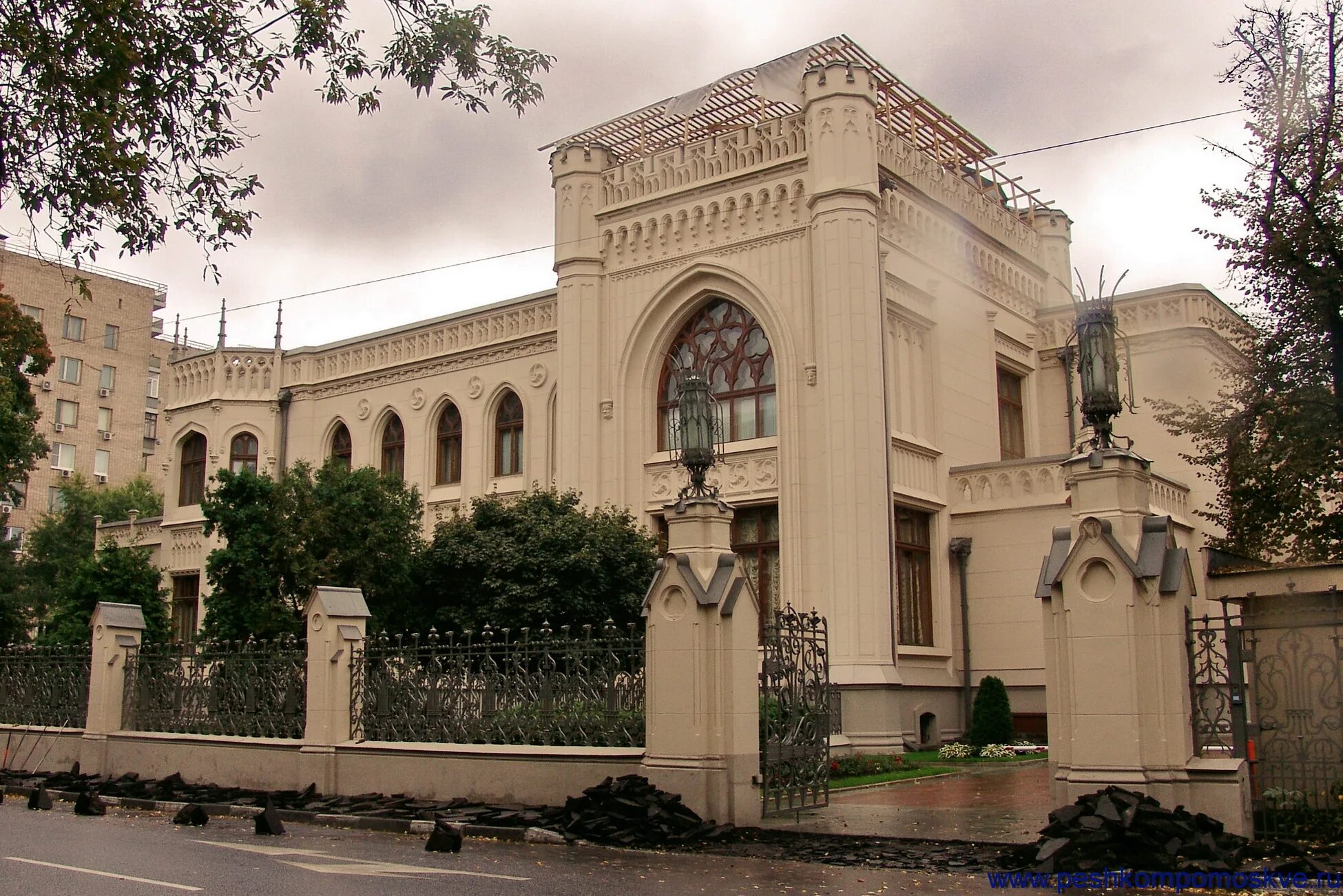 скоропечатня левенсона. фёдор осипович шехтель архитектура особняк морозовой. ф шехтель архитектор. шехтель архитектор ярославский вокзал. федор шехтель архитектор.