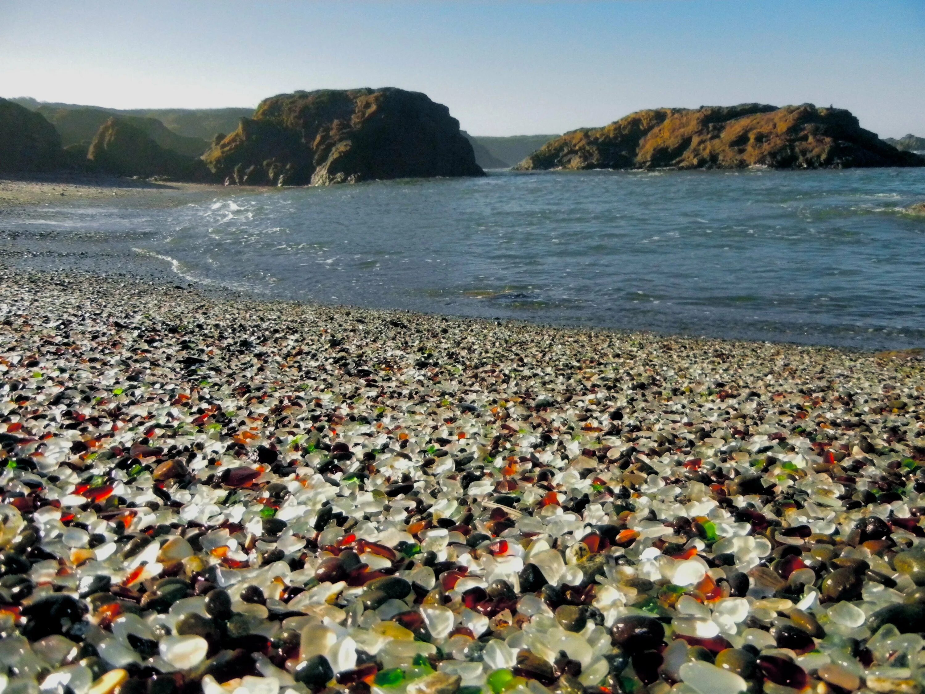 Красивое озеро с sup досками. Пляж sup. Glass paddle beach. Доска для катания по воде. Пляж форт брэгг калифорния.