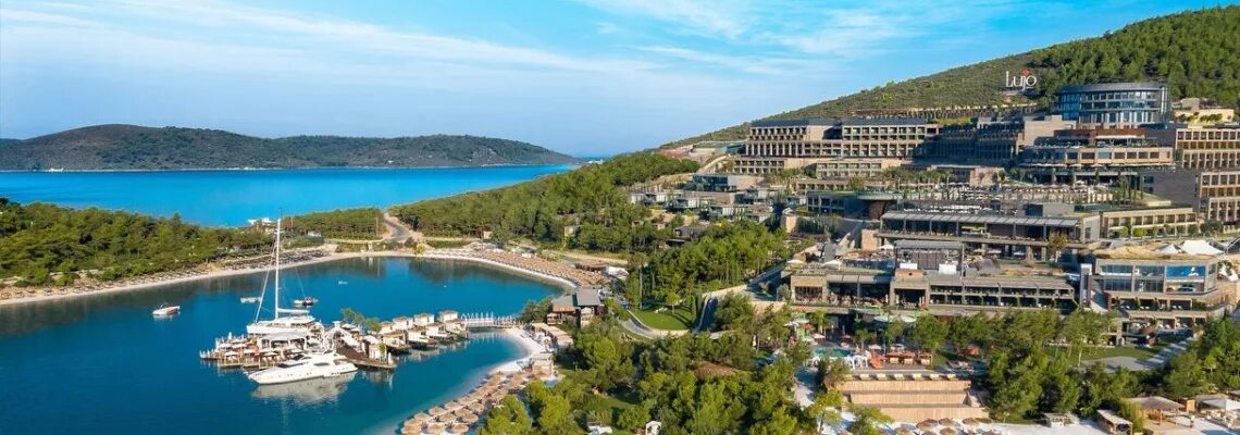 Бодрум отели 5 звезд все. Отель в бодруме lujo bodrum. lujo hotel bodrum 5. lujo bodrum hotel 5 турция. отель луиджи бодрум в турции.