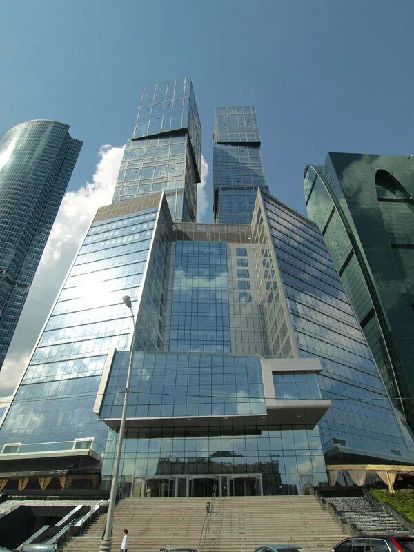 БПЛА неизвестного происхождения сняли на видео у "Москва-Сити": Новости