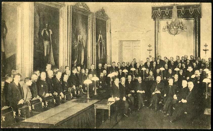 Первое правительство народного. Временное правительство март 1917. Заседание временного правительства 1917. Второе временное правительство 1917. Власть в 1917 году временный комитет временное правительство.