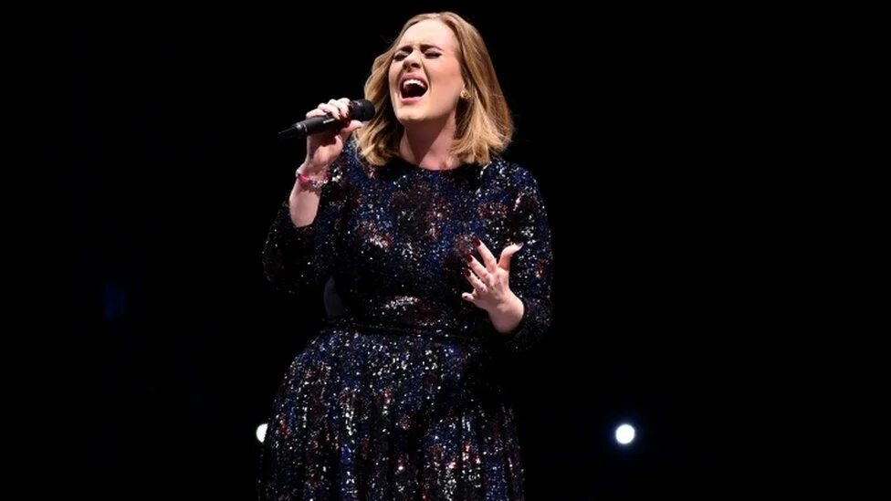 Adele 2008. Adele поет. Adele laurie blue adkins. Слушать adel. Слушать adel.