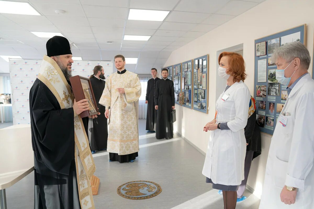 Медицинский центр святого луки смоленск. Митрополит посетил.