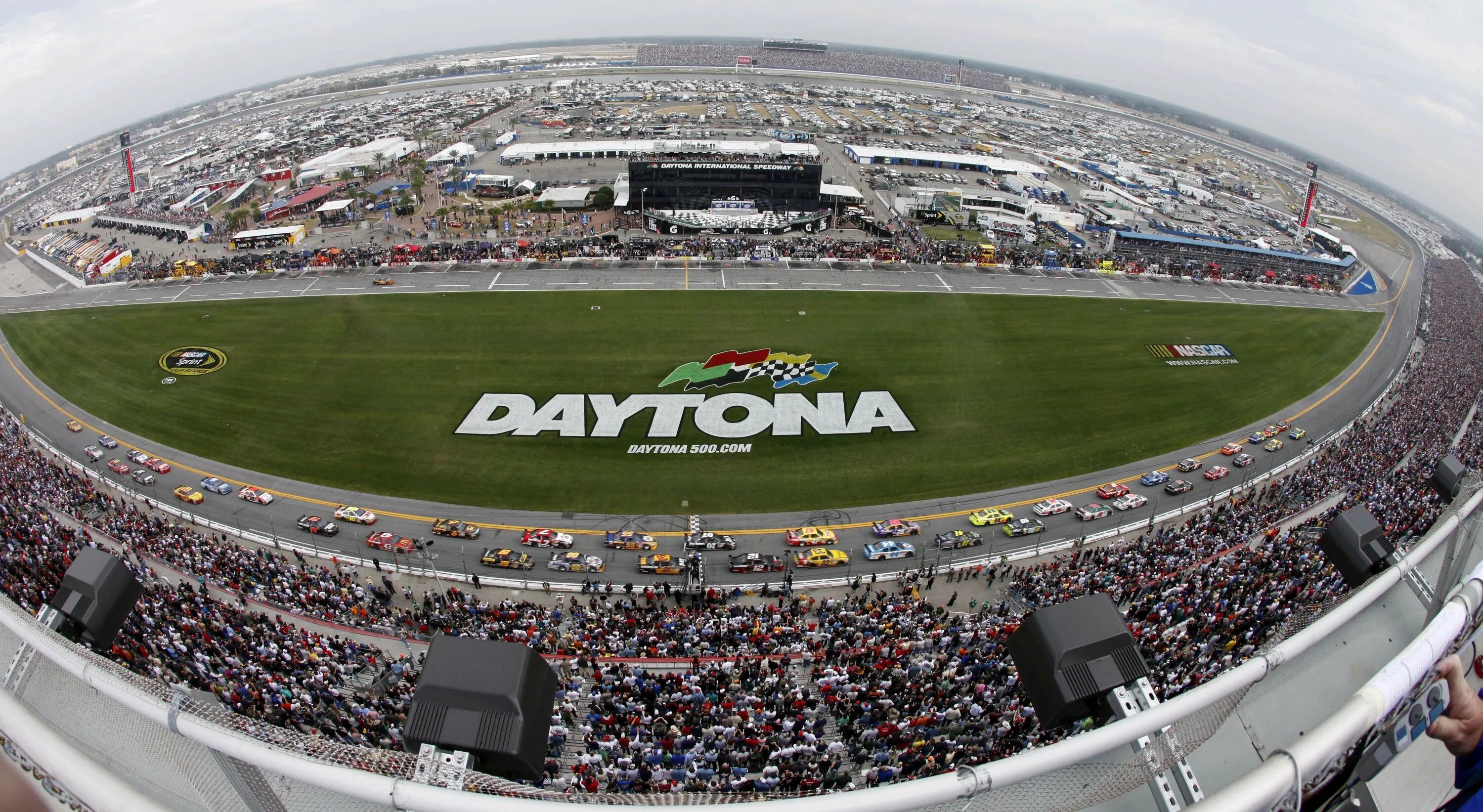 Arena racing. Daytona International Speedway. Daytona International Speedway Дейтона-Бич. Дайтона стадион наскар. Флорида стадион наскар.