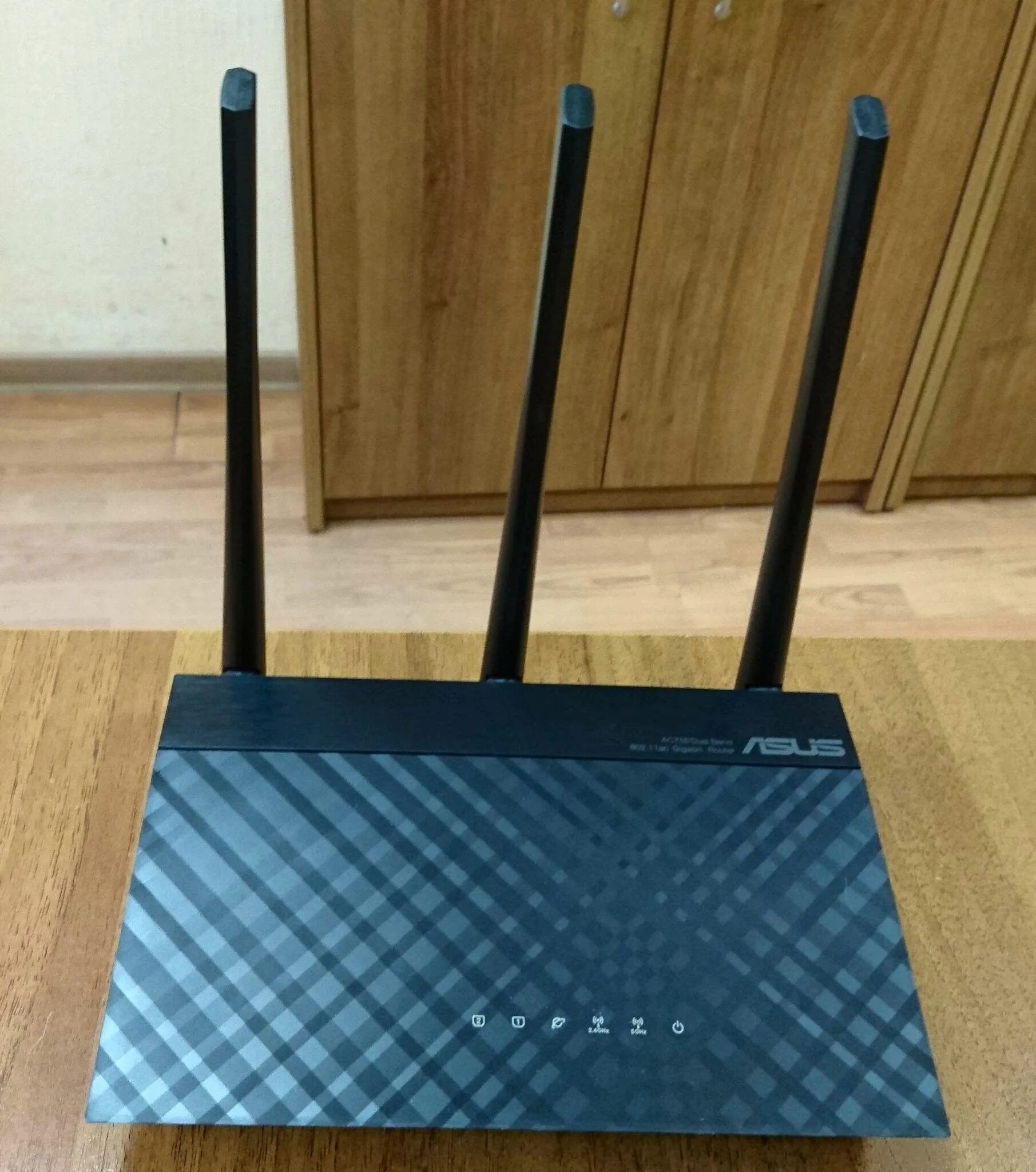 Rt ac53. Asus rt-ac53 двухдиапазонный ac750. Asus rt-ac53 двухдиапазонный ac750. Роутер asus rt-ac53. Asus rt ac53 процессор.