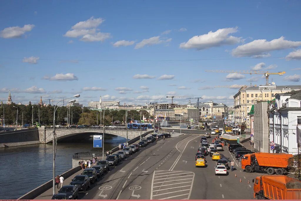 Малый каменный мост в Москве. Якиманская набережная Санкт Петербург. Малый каменный мост в Москве 18 в. Малый каменный мост маленький Москва. Малый каменный мост