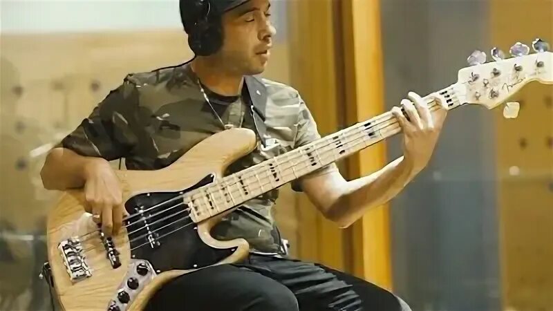 Youri bass. Daniel bass. Даниэль клоссек eskimo callboy. Daniel bass. Daniel bass.