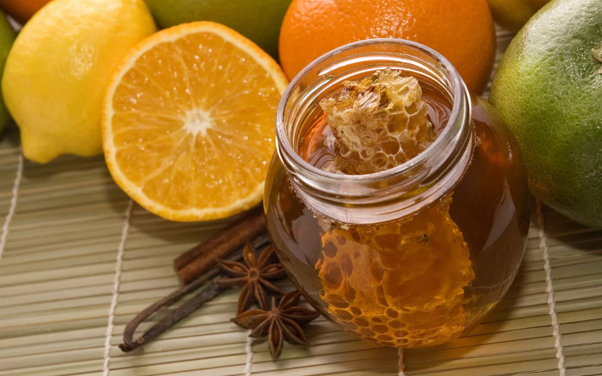 Spicy Honey Is the Sweet-Hot Cure for Coughs, Congestion + Sore Throat, Say MDs