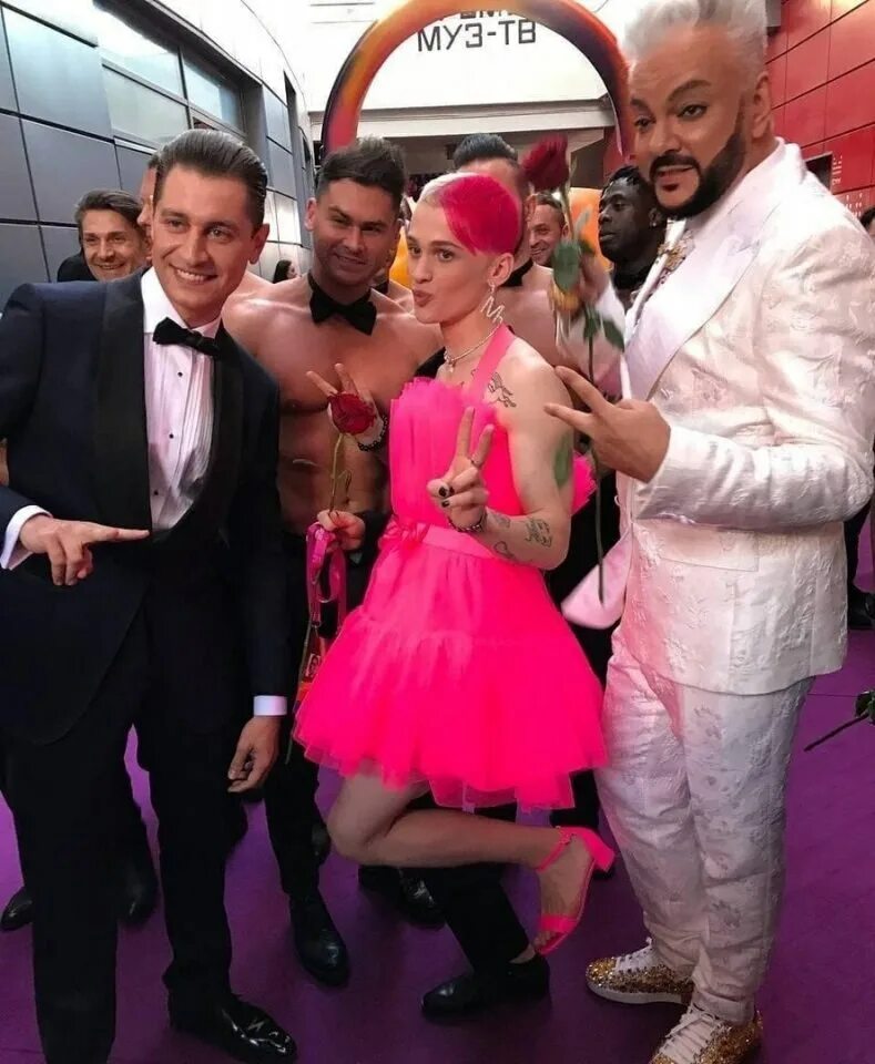 даня милощиг примия муз тв. даня милохин на премии музтв. премия муз-тв 2021 даня милохин наряд. премия муз-тв 2021 даня милохин наряд. даня милохин на премии музтв.