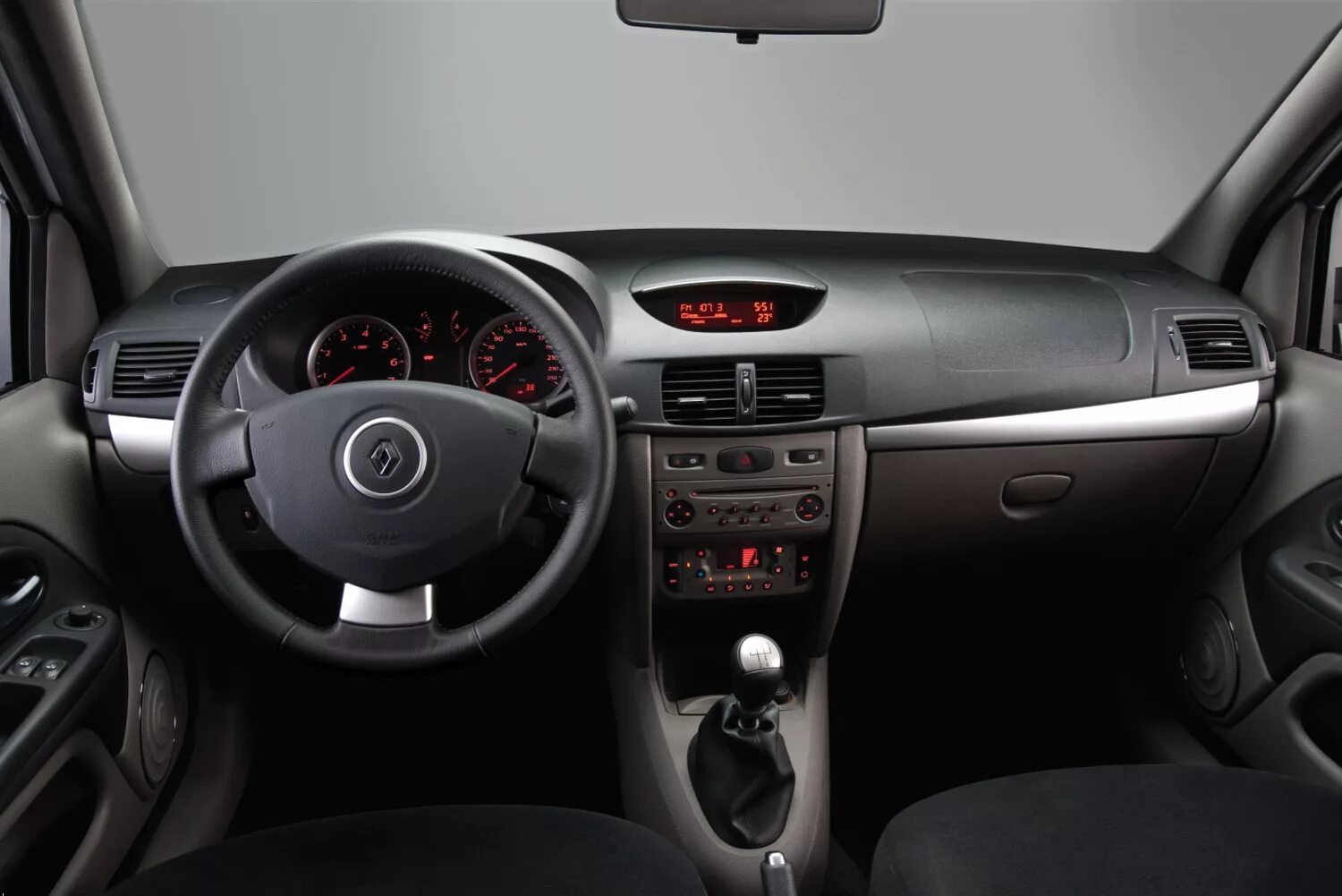 Renault symbol - thalia. Рено символ 2. Renault thalia 2008. Рено симбол. Рено симбол 1.