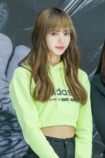 Lisa look
