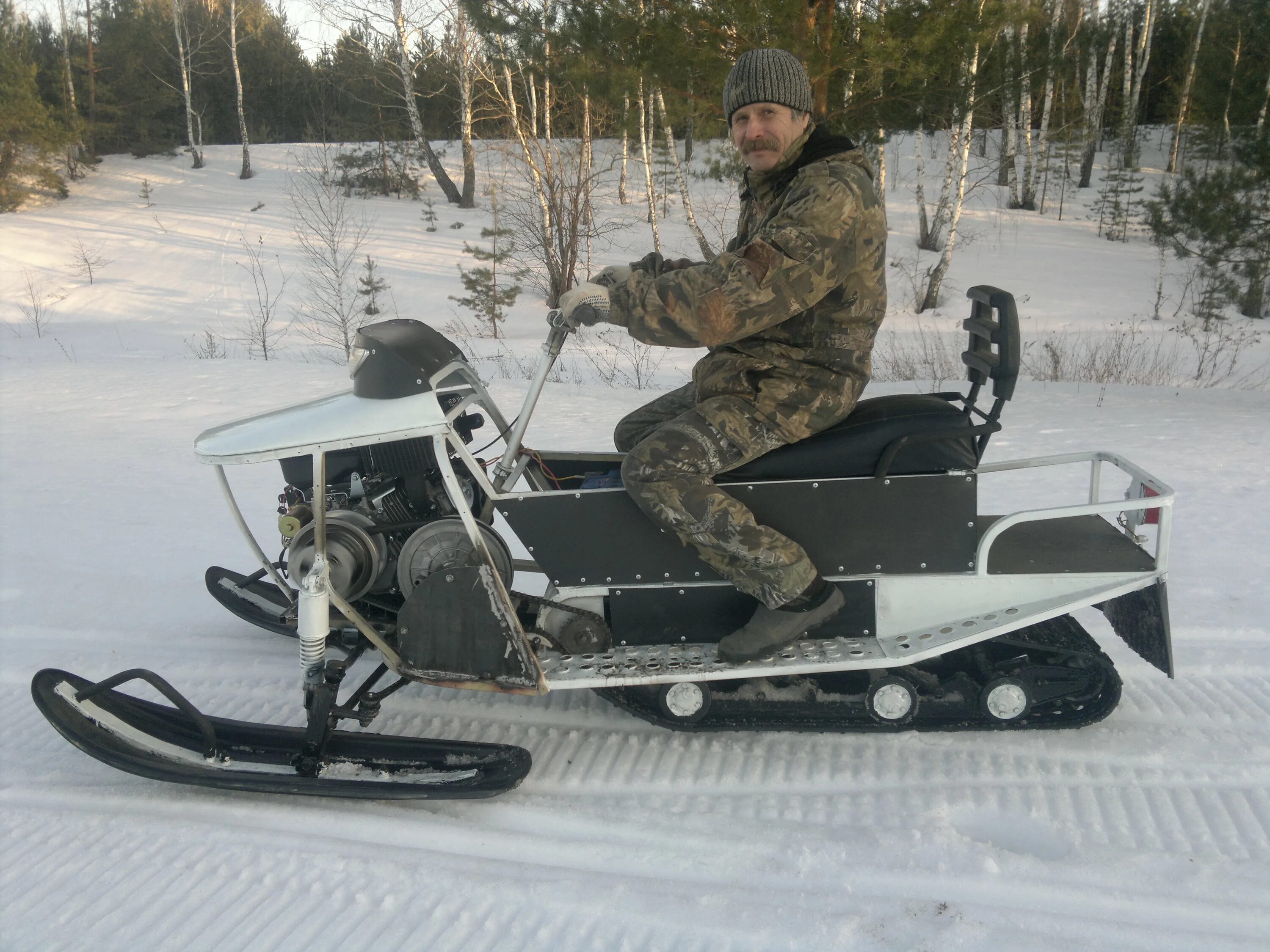 Www snowmobile ru. Снегоход 49сс. Снегоход Васюган. Снегоходы самоделки. Самодельный снегоход.