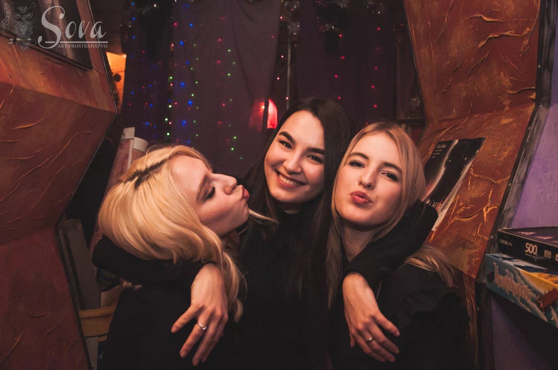 Отель sova спб. Семейная студия красоты спб. Салон красоты новое девяткино. Sova санкт петербург. Ресторан sova в спб.