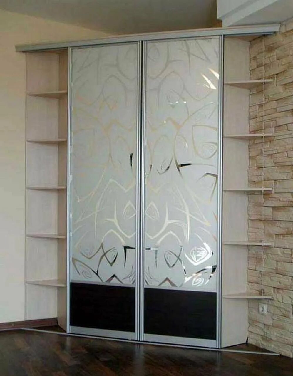 Шкафы абакан. Шкаф купе глазго. Вместительный шкаф купе угловой. Шкафы абакан. Угловой шкаф купе.