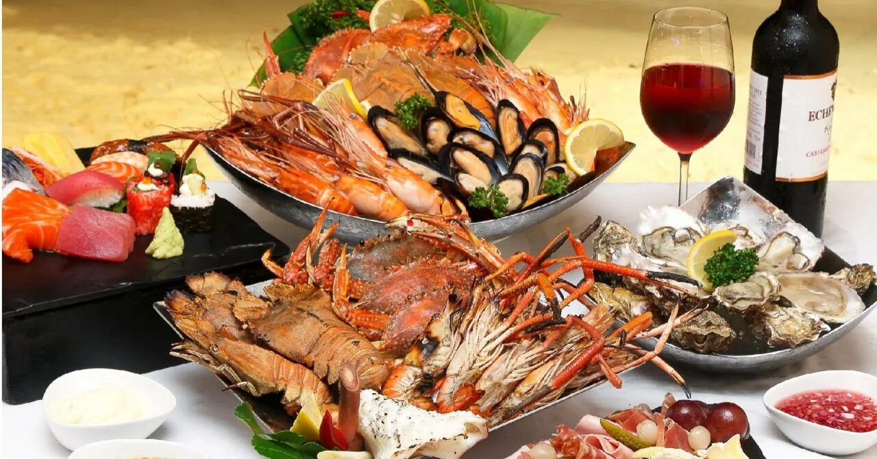 BBQ Buffet Тайланд. Стол с морепродуктами. Стол из море продуктов. Европейская кухня морепродукты.